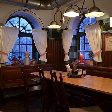 Unertl Braeustueberl Haag in Oberbayern Екстер'єр фото